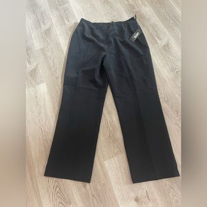 Kasper women’s black dress pants - size 16 NWT